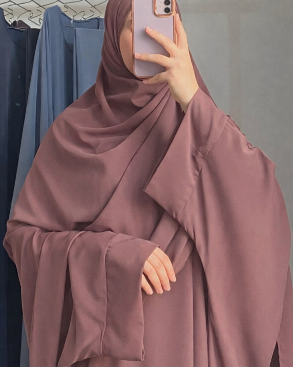 Khimar Layan