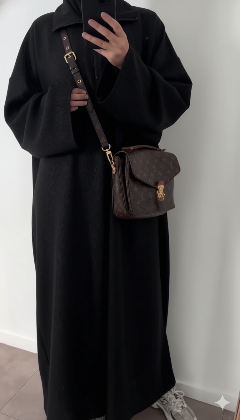 Abaya Layan