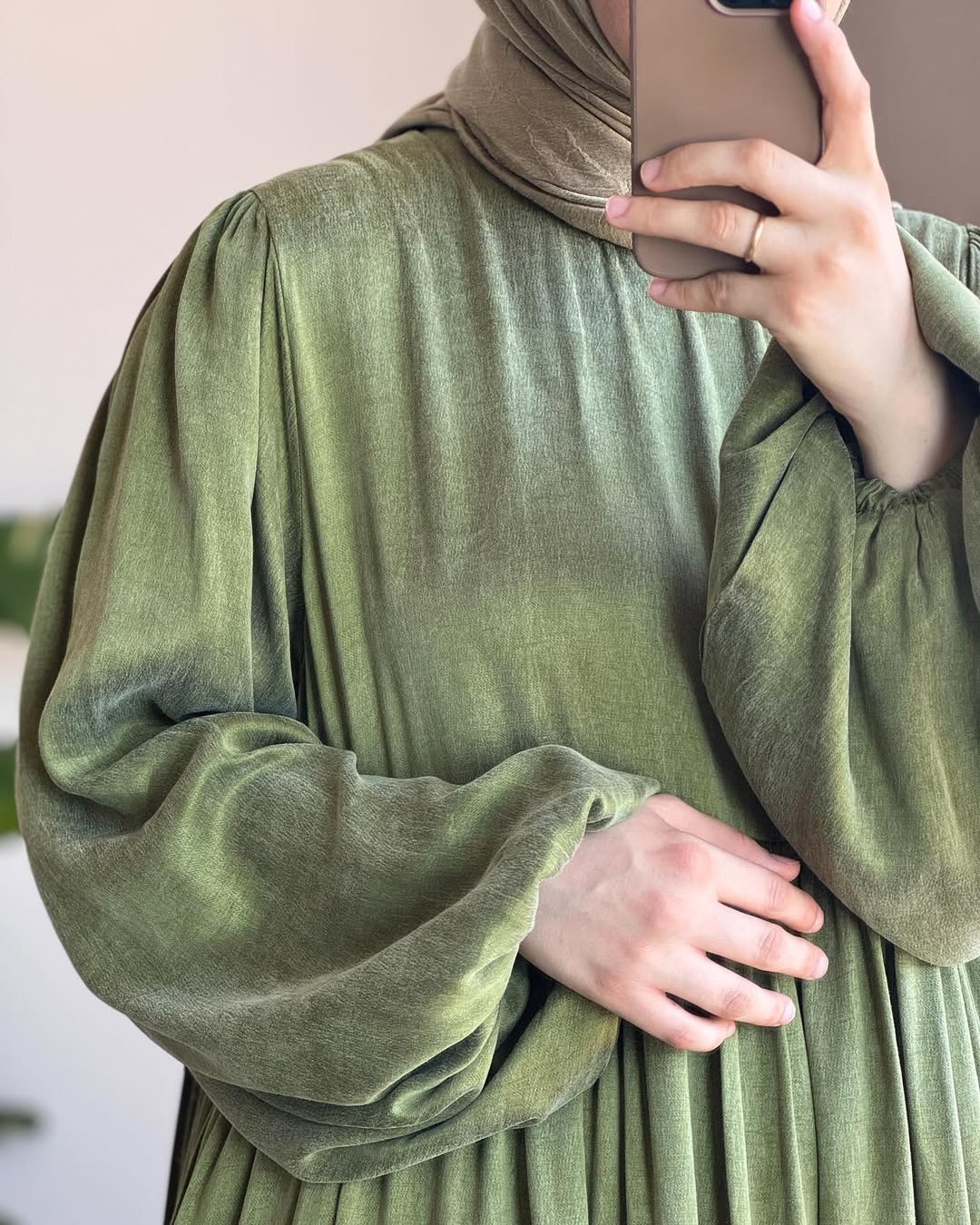 Abaya Manar